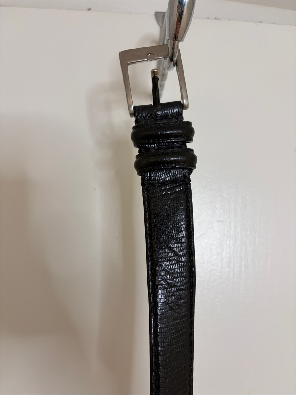 Classic Black Leather Men’s Belt with Silver Buckle